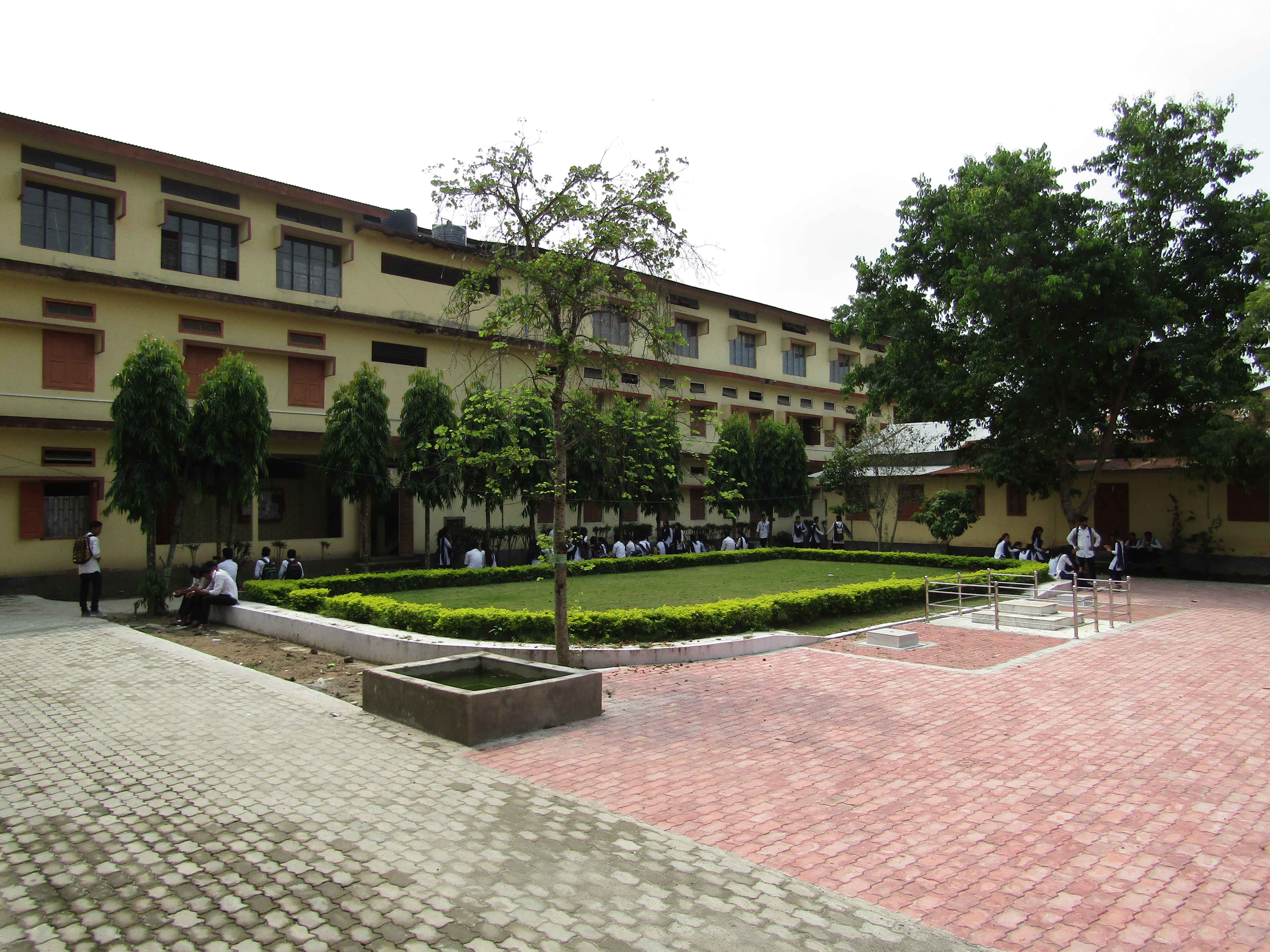 COLLEGE BUILDING